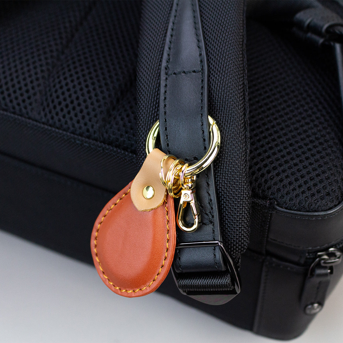 本革×CORDURA®  3層構造のスマートなバックパック - BACK PACK 2210