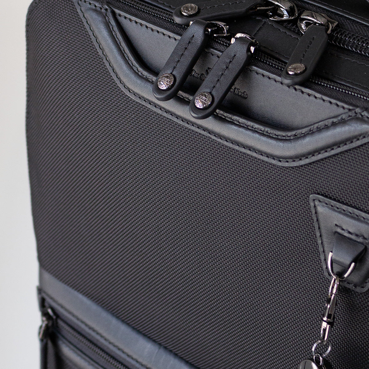 本革×CORDURA®  3層構造のスマートなバックパック - BACK PACK 2210