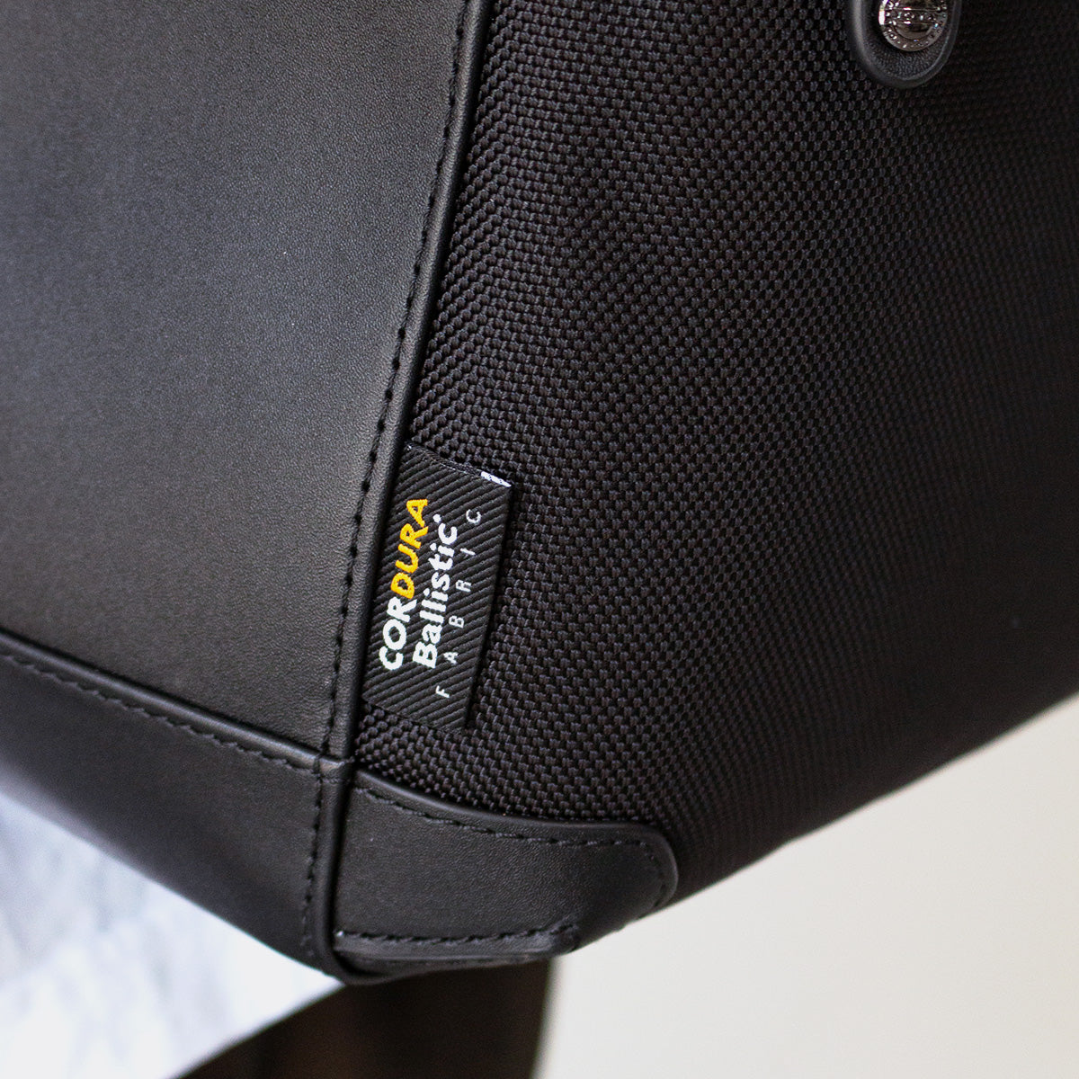 本革×CORDURA®  3層構造のスマートなバックパック - BACK PACK 2210