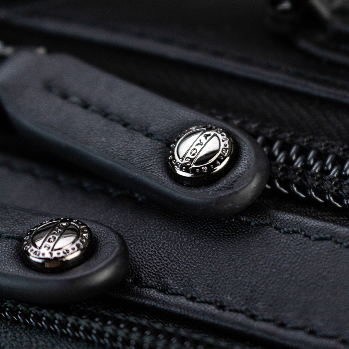 本革×CORDURA®  3層構造のスマートなバックパック - BACK PACK 2210